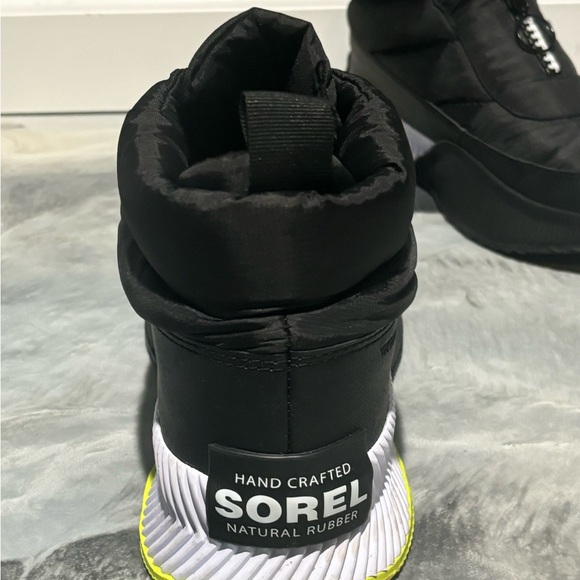 Sorrel winter boots - Picture 5 of 6